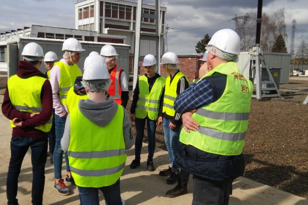 Visite des élèves au poste d’interconnexion de Beautor