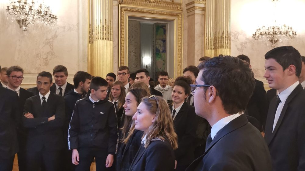 Les élèves de Saint-Charles à l'Assemblée Nationale