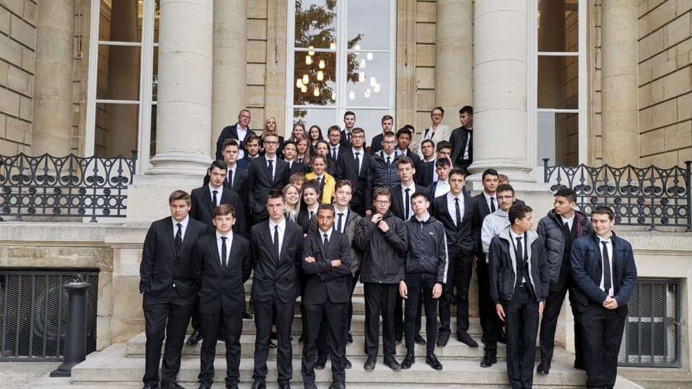 Les élèves de Saint-Charles à l'Assemblée Nationale