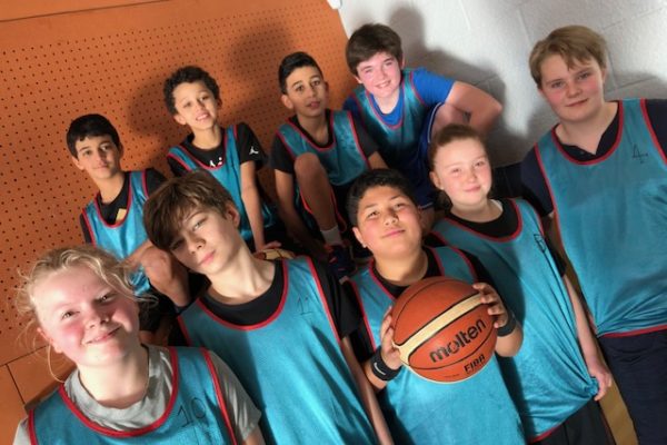 🏀 Bravo aux élèves de l’Académie de Basket-Ball Saint-Charles pour leurs victoires aux matchs UNSS !